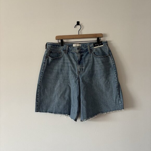 Abercrombie & Fitch Curve Love Mid Rise The A&F Jort Shorts Raw Hem Women’s 32 - Picture 15 of 16